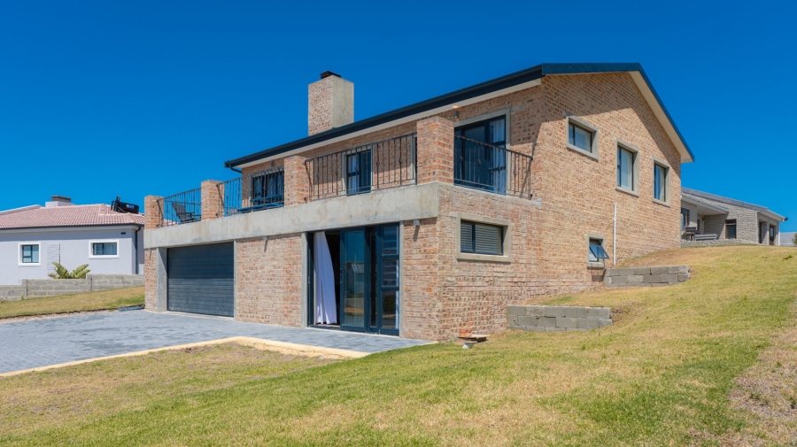 To Let 3 Bedroom Property for Rent in Agulhas Western Cape